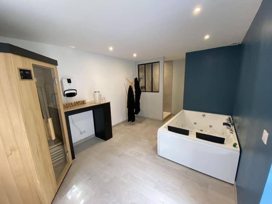 Detente Et Spa Pour Se Ressourcer Bullion Esterno foto